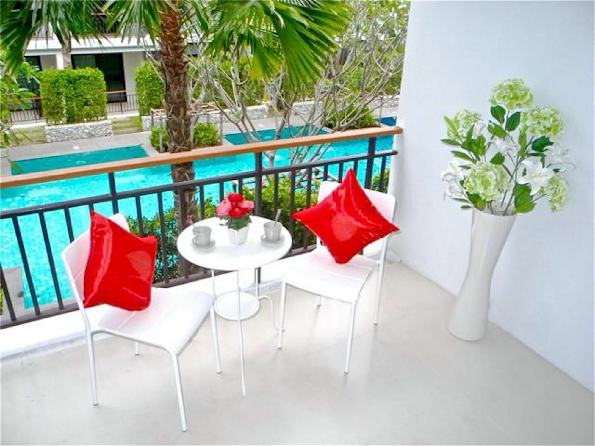 Title Rawai 2-Bedroom Apartment Pool View Eksteriør bilde